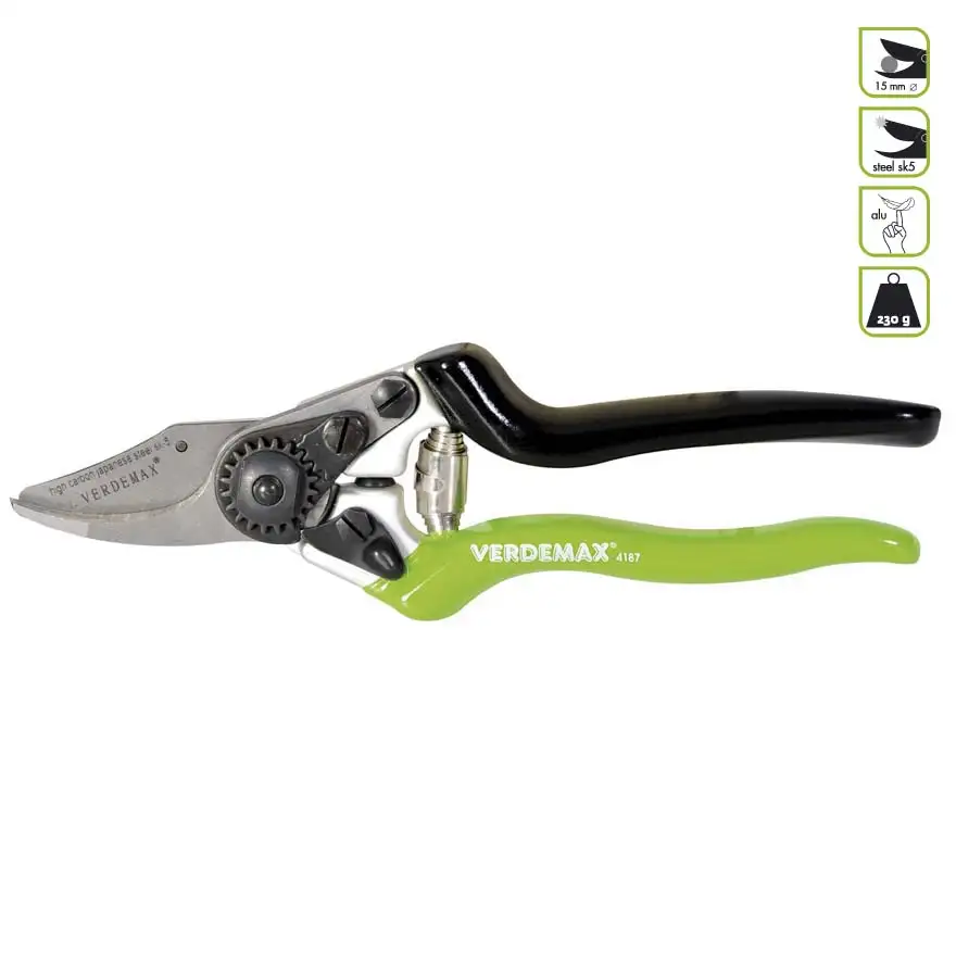 Scissor short blades by-pass