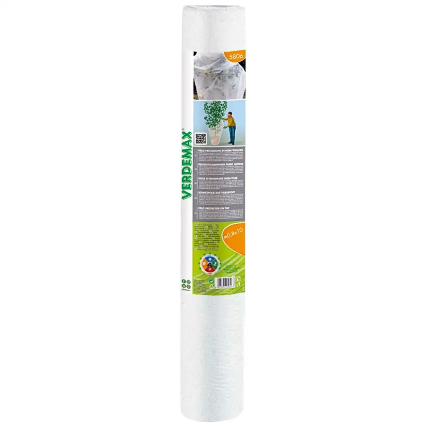 Non-woven protective veil in mini rolls